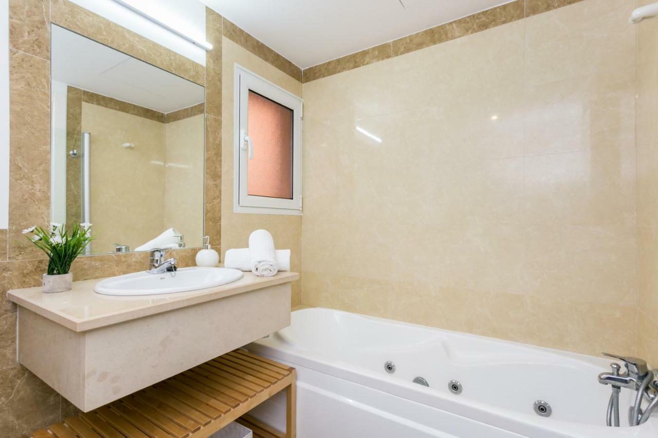 Litoral Mar Dream 17, Beach Front, Free Wi-Fi, Private Parking, Pool Portimão Εξωτερικό φωτογραφία